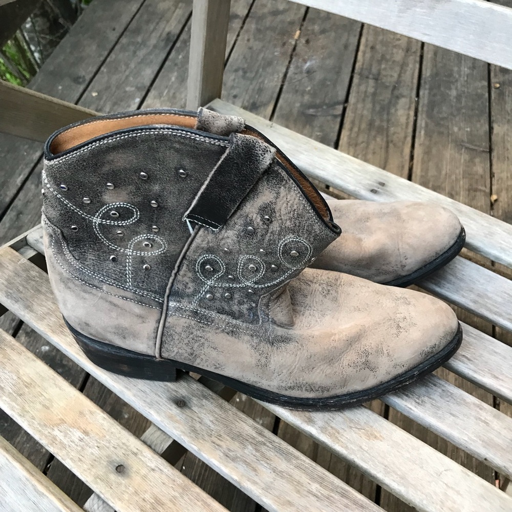 Miz Mooz Cozumel studded ankle boots size 11